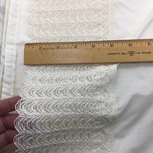 Vtg Italian Linen Sheet Set Cream Lace Overlay Coverlet 106×118″